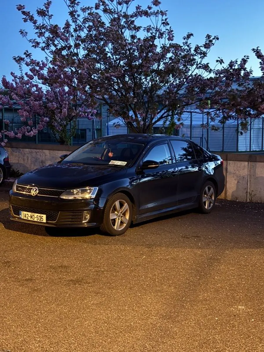 1.6 Jetta - Image 2