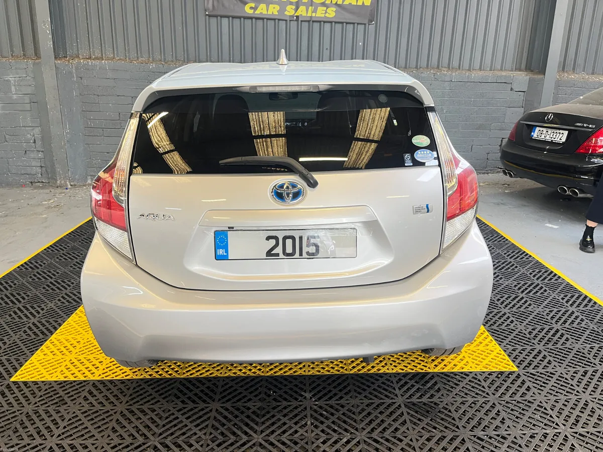 Toyota Aqua 2015 hybrid auto - Image 4