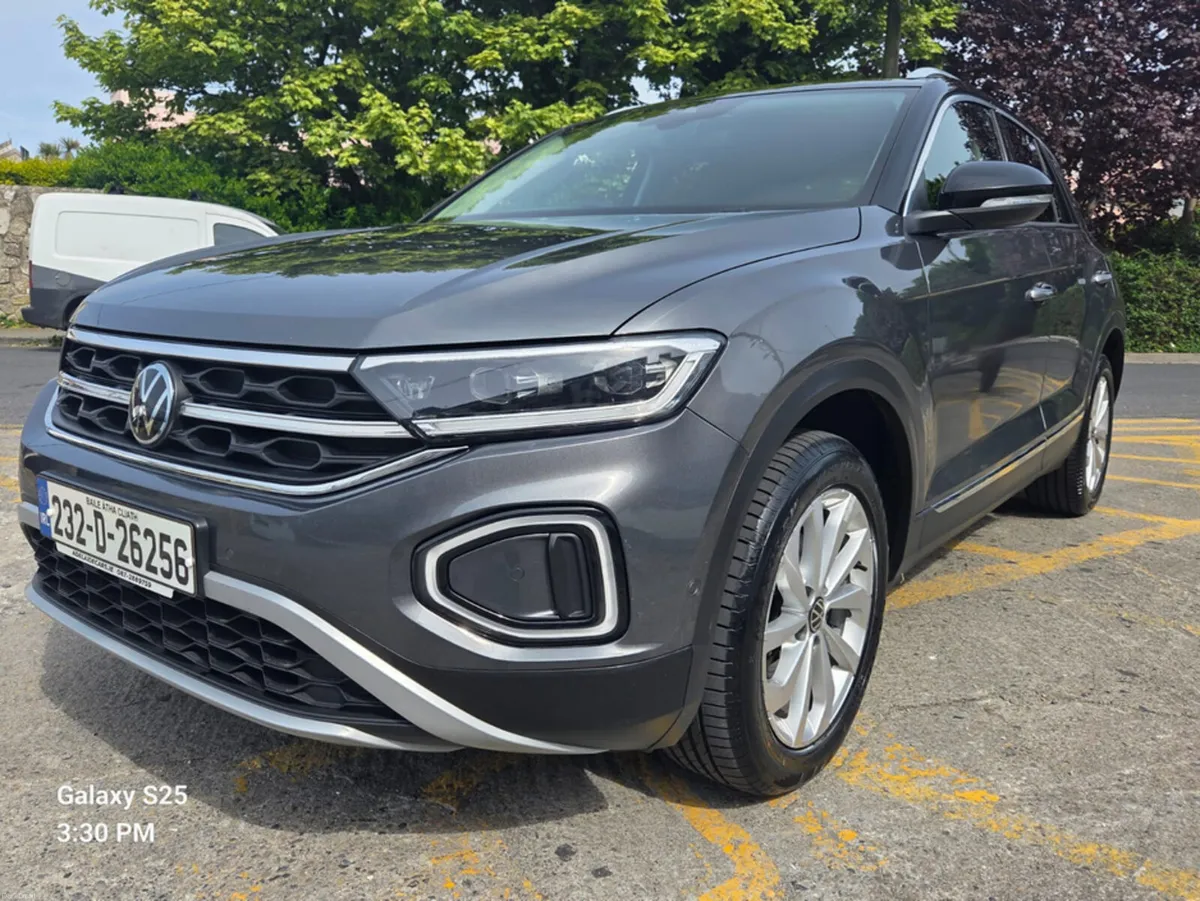 Volkswagen T-Roc STYLE 1.5 TSI D7F 150HP - Image 3