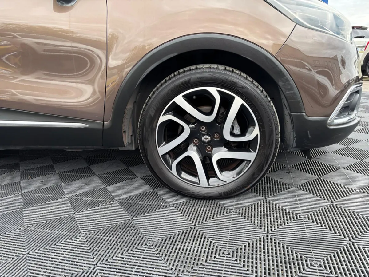 Renault Captur Renault Capture 1.2 petrol, auto, a - Image 3
