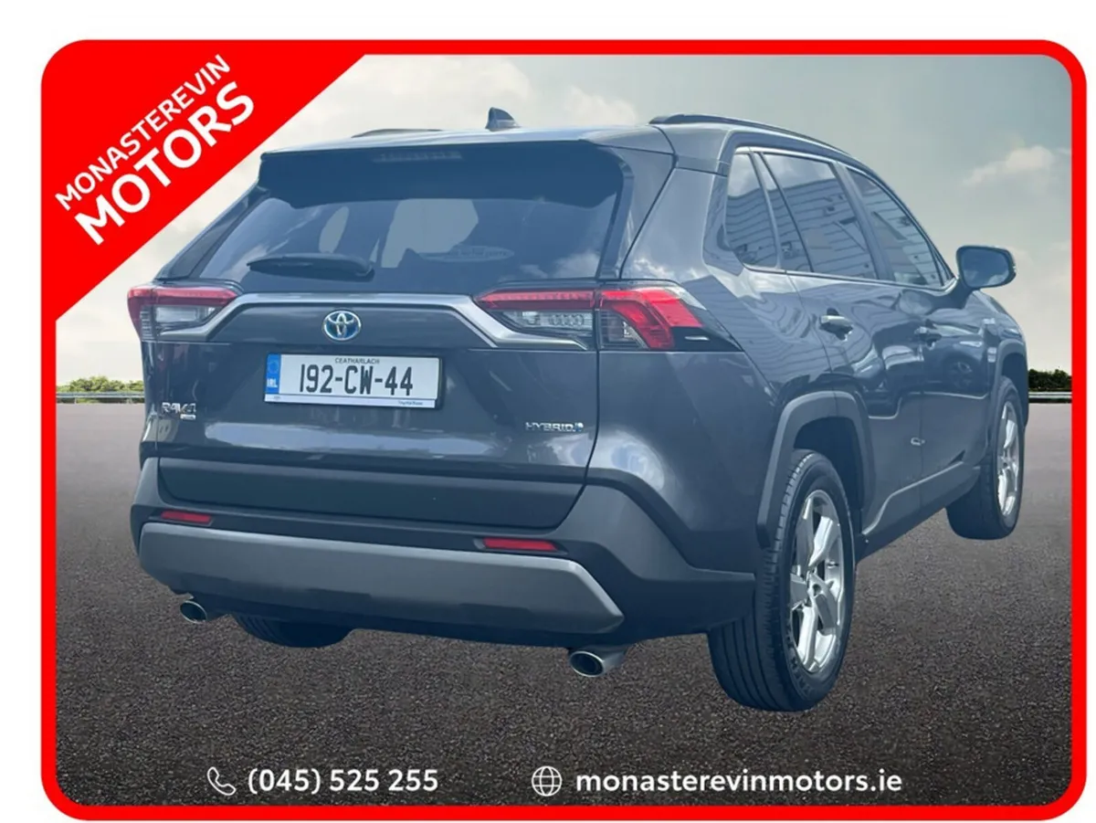 Toyota RAV4 RAV4 HYBRID SOL 2WD 4DR AUTO - Image 2