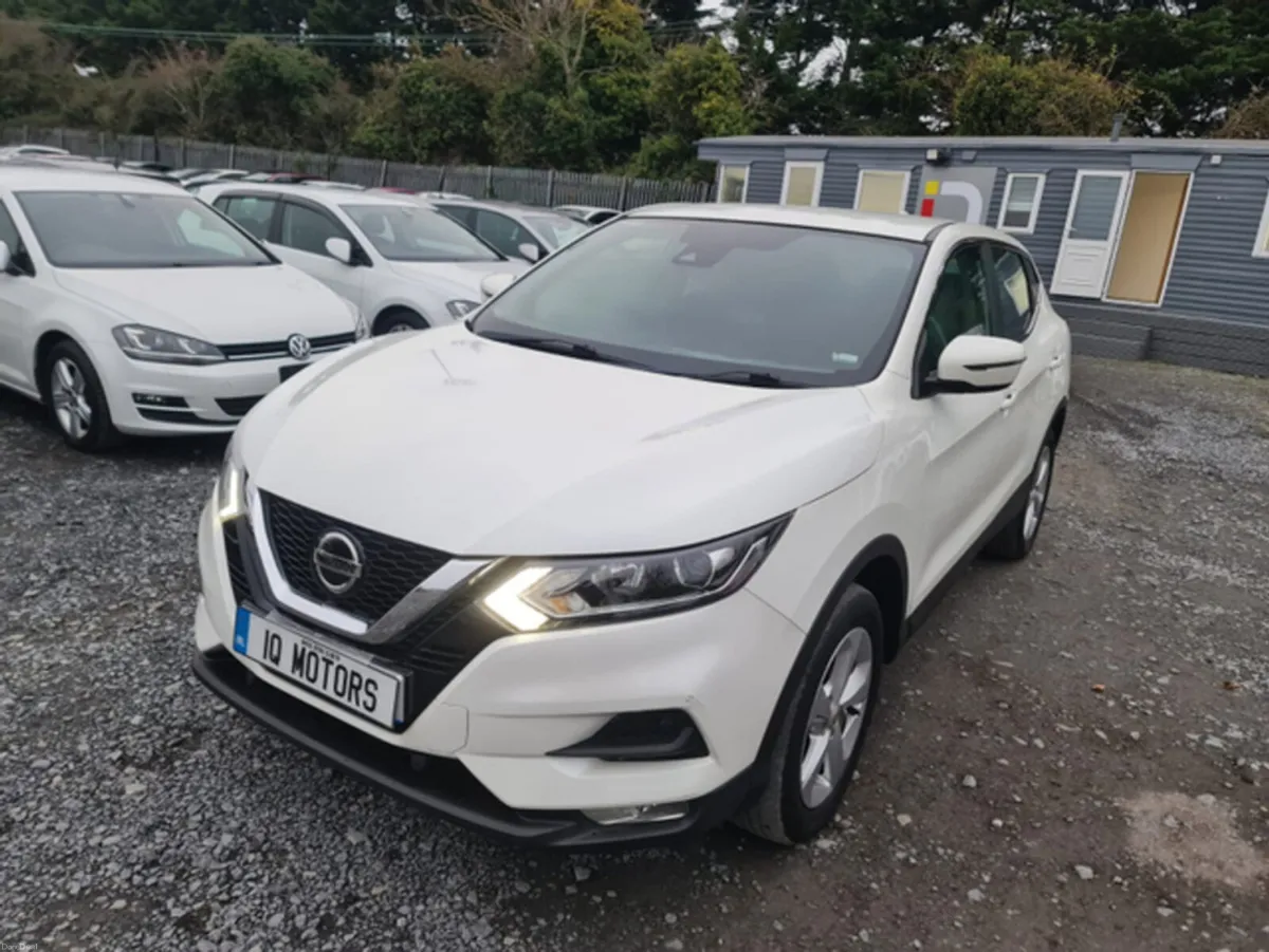 Nissan Qashqai ACENTA PREMIUM Low Mileage - Image 3