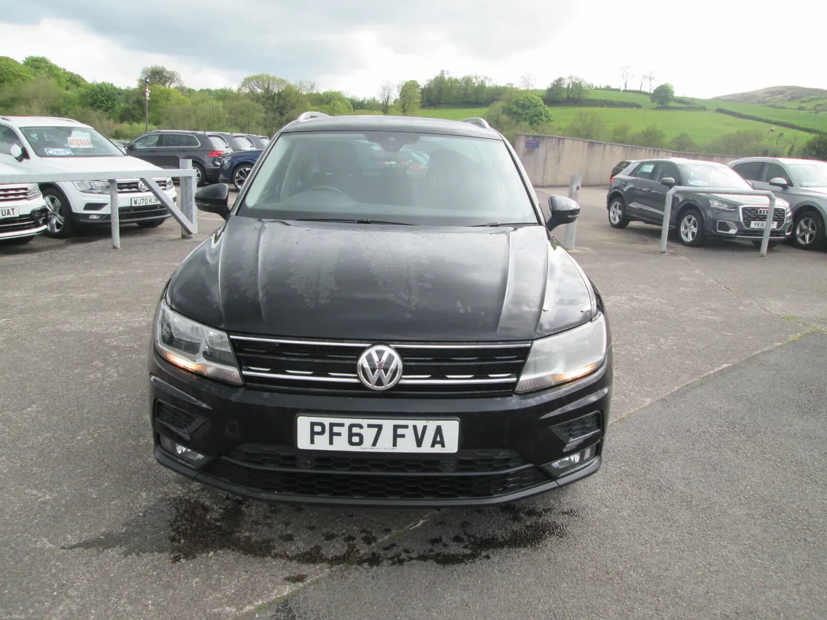 2018  VOLKSWAGEN  TIGUAN  2.0  TDI  SE  NAV  5DR - Image 3