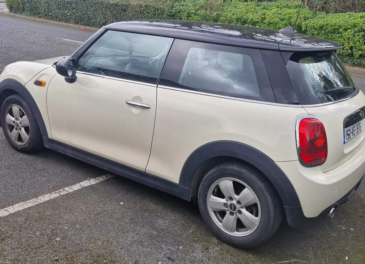 Mini Cooper 2015 - Image 4