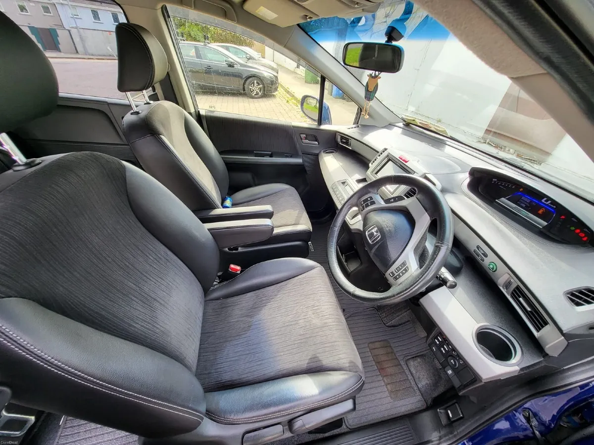 Honda Freed 2015 Petrol Hybrid 1.5 - Image 5