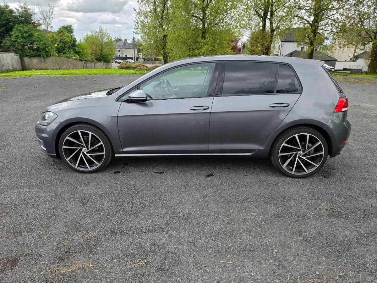 172 Volkswagen Golf 1.6TDI Comfortline - Image 3