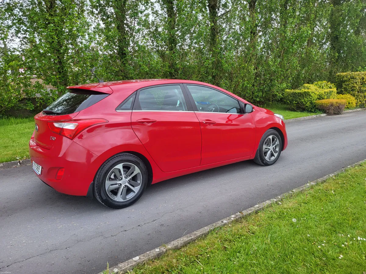 Hyundai i30   1.6 Diesel   Mint condition - Image 2