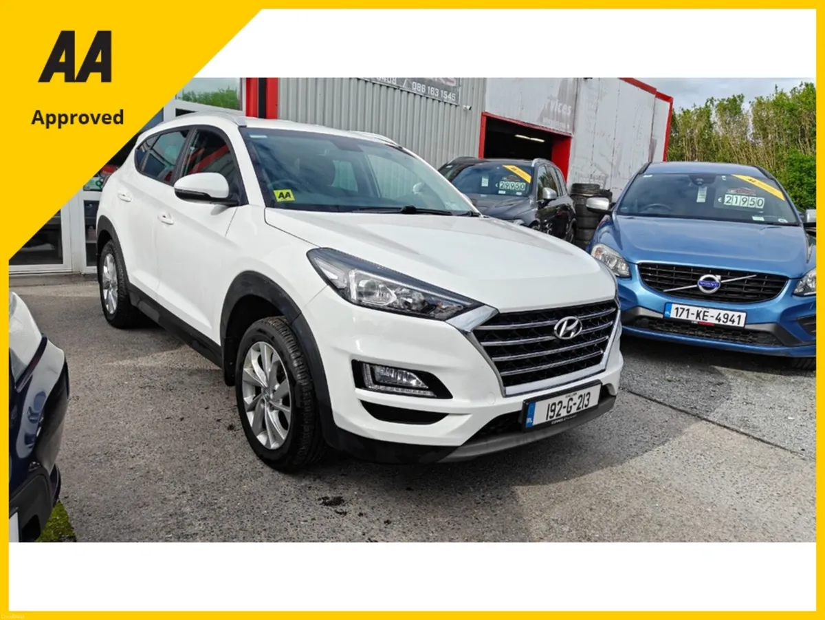 Hyundai Tucson IX35 EXECUTIVE 1.6 5DR DIESEL - Image 2