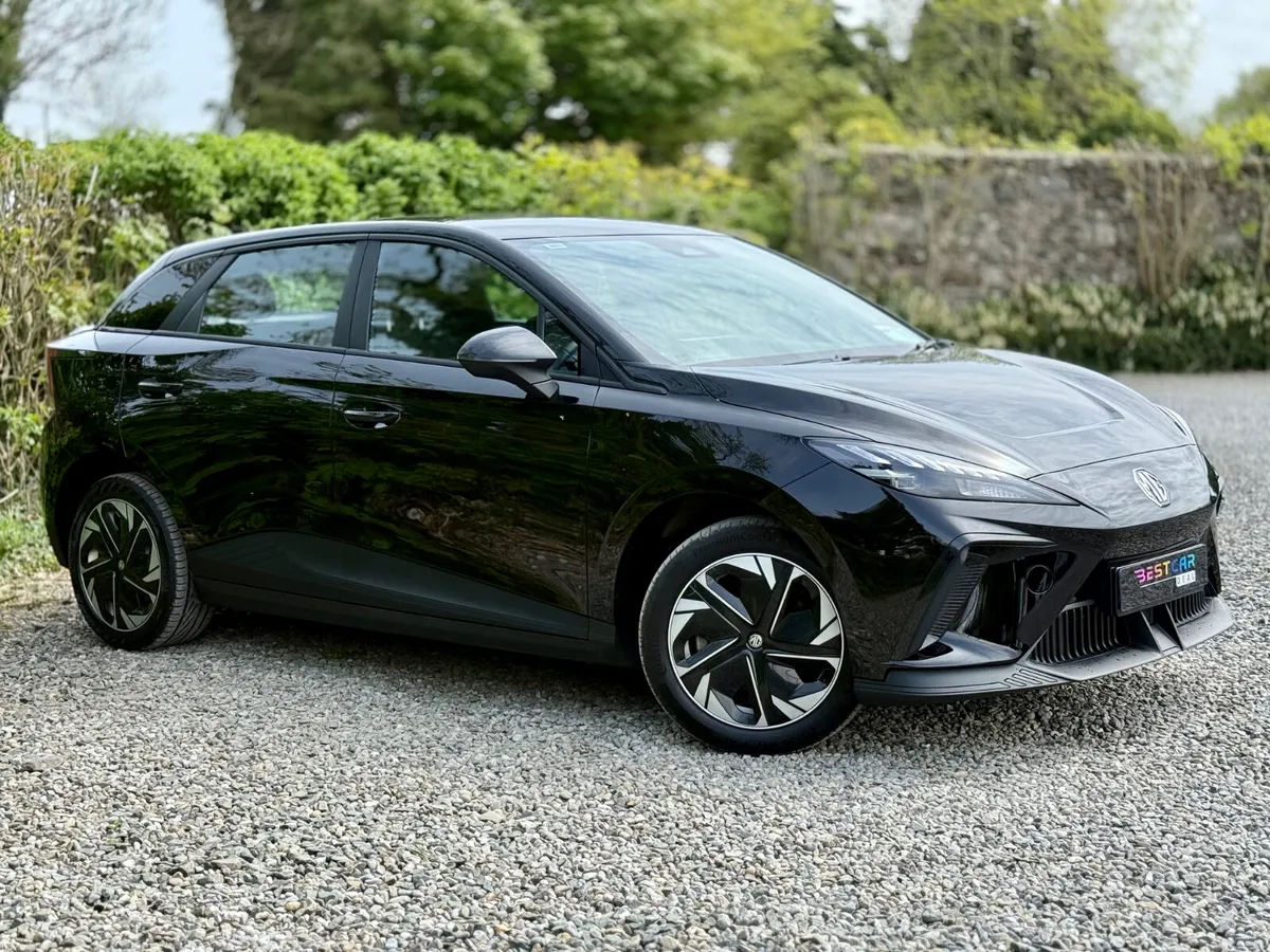 2024 MG4 EV 51kWh SR Excite Automatic EV - Image 3