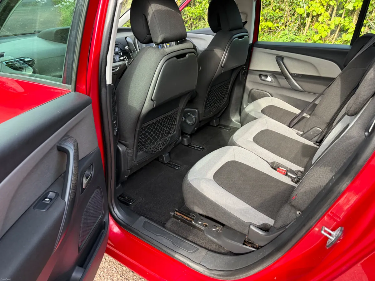 Citroen C4 2016 *FRESH NCT LOW MILEAGE - Image 4