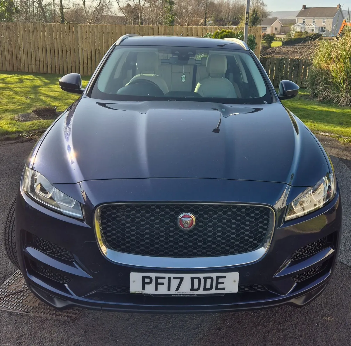 Jaguar F-Pace 2017 - Image 4