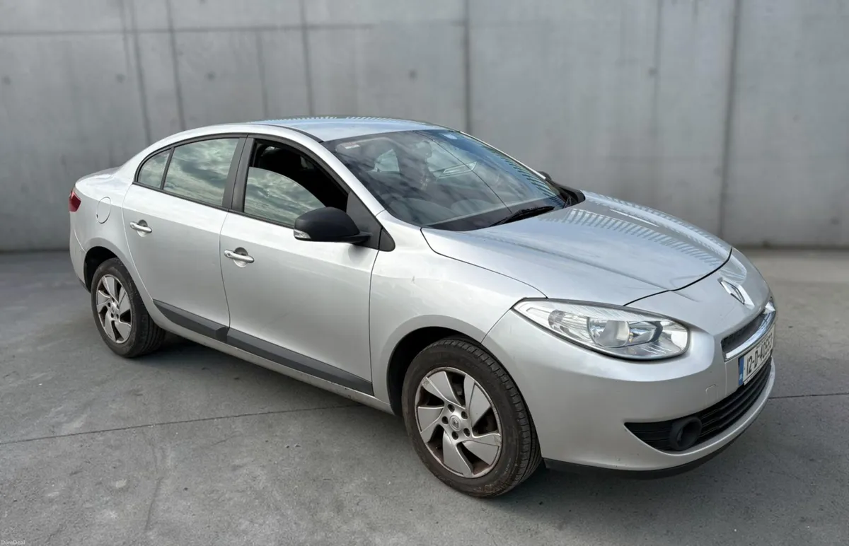 2012 RENAULT FLUENCE DIESEL MANUAL - Image 2