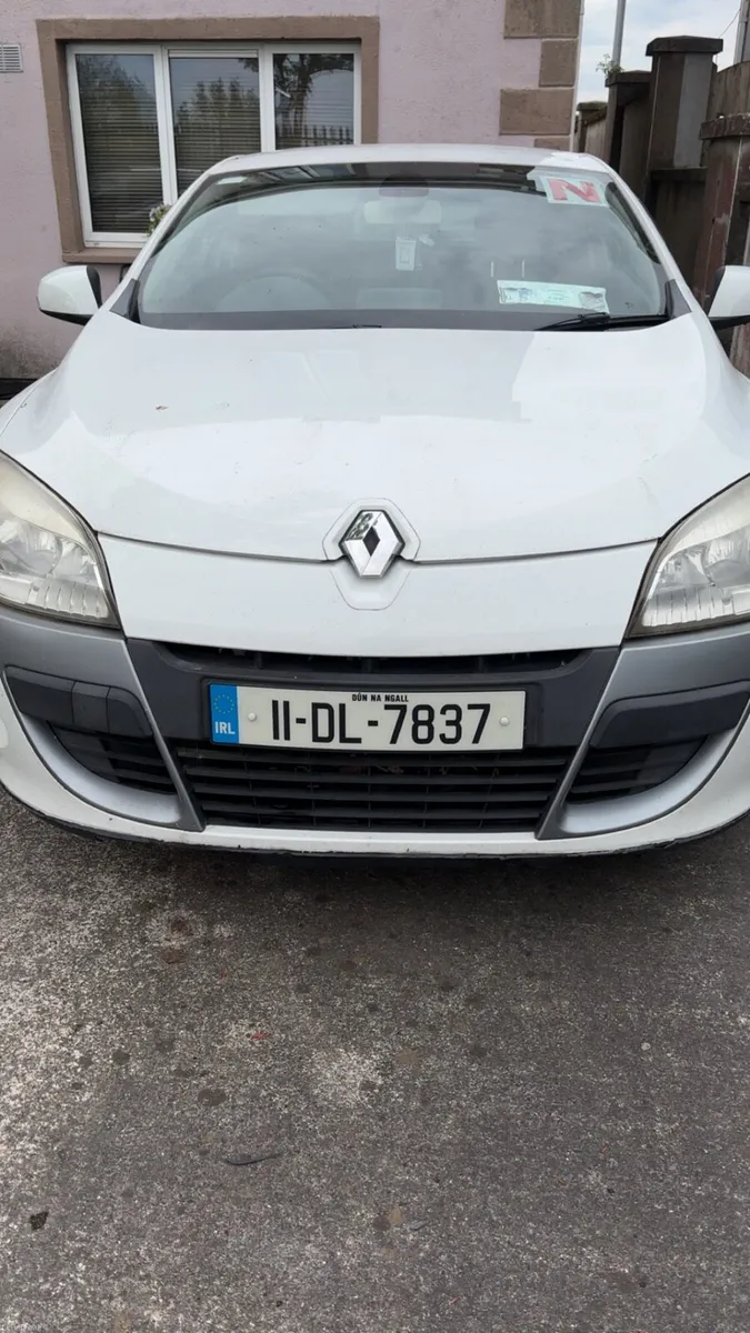 2011 Renault Megane - Image 2