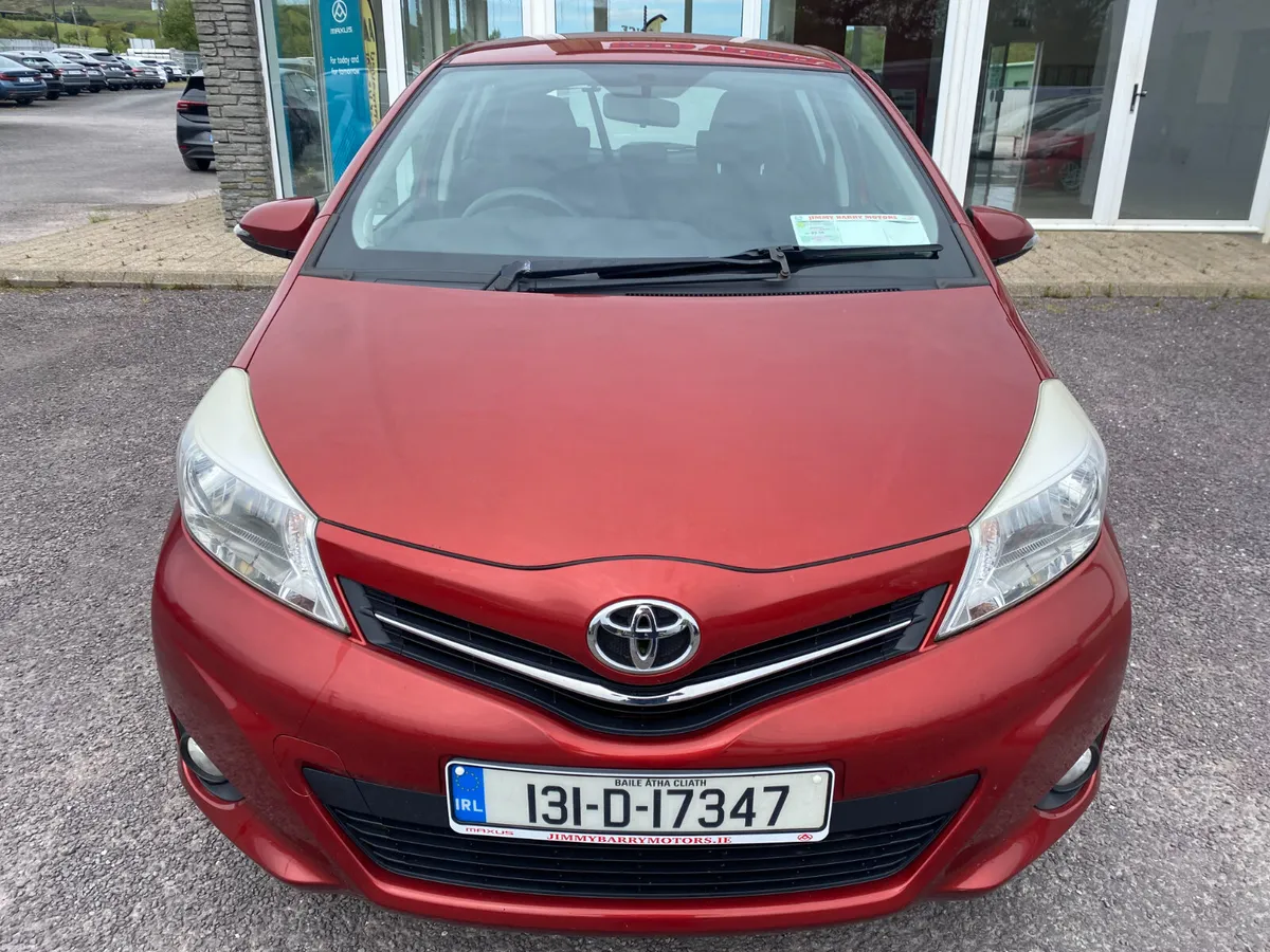 2013 Toyota Yaris 1.0 SPORT 4DR - Image 2