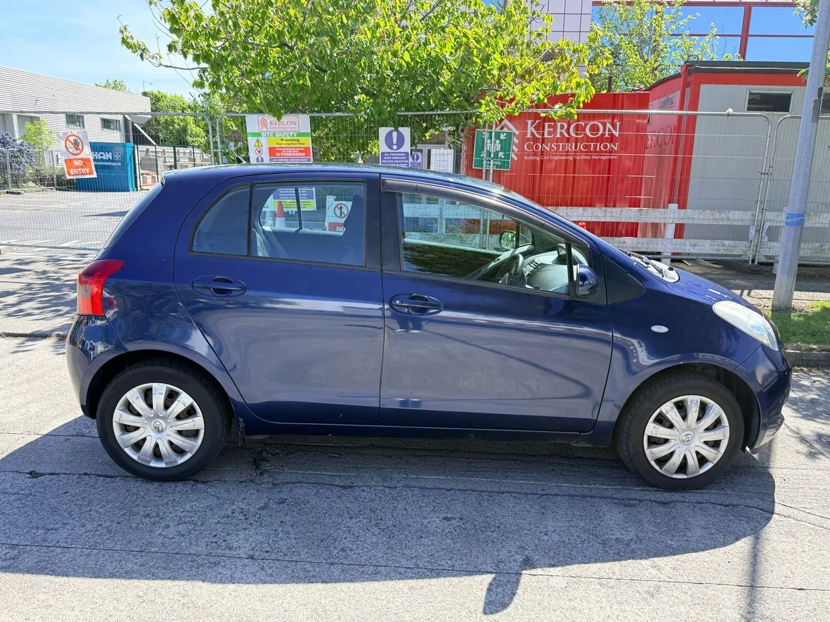Toyota Yaris 2008 low mileage - Image 4