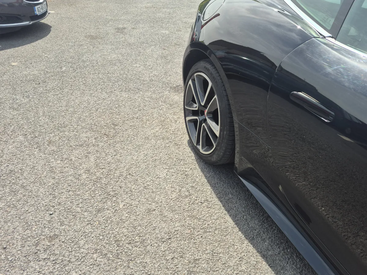 Jaguar F-Type 2018 - Image 4