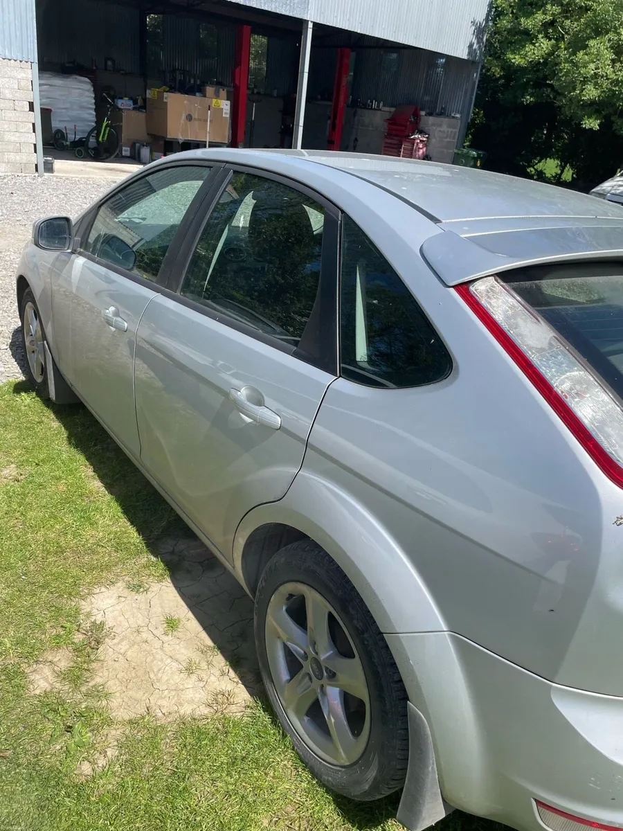 Ford Focus 1.6L 2011 - Image 4