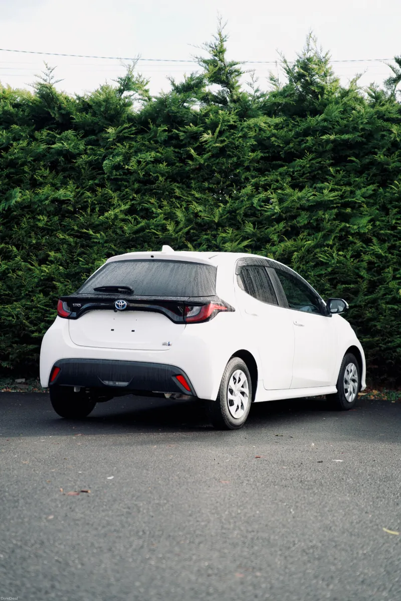 🌟Toyota Yaris 1.5 Hybrid 2021 With Low Mileage 🌟 - Image 3