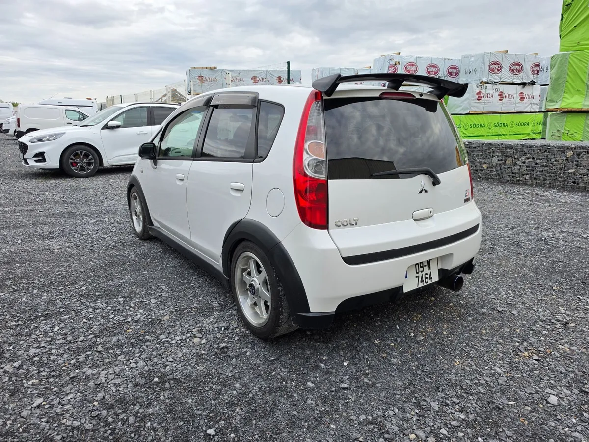 Mitsubishi Colt 2009 - Image 2