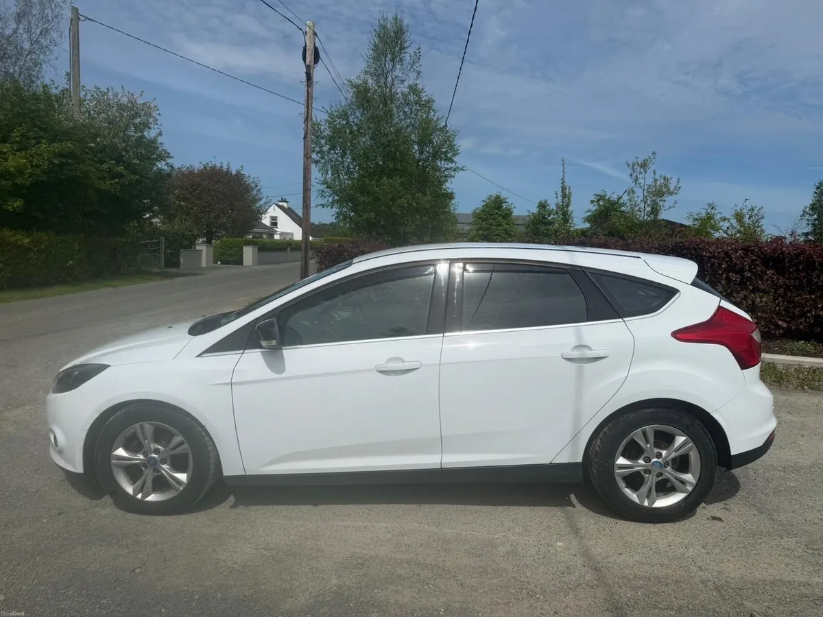 Ford focus 2011 (nct and tax) - Image 2
