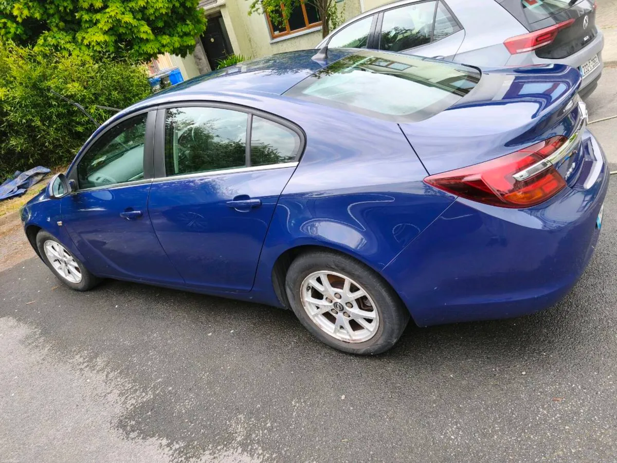 Car - Image 2