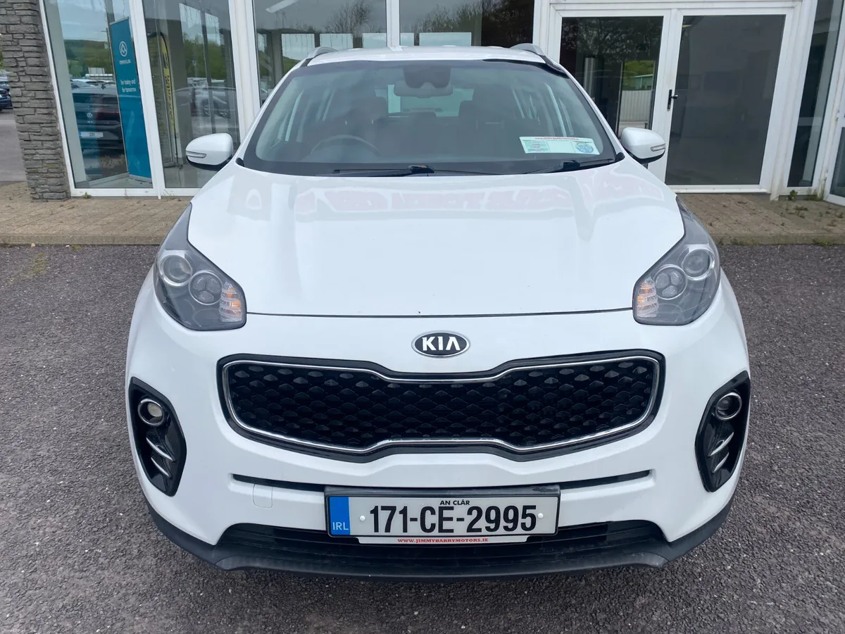 2017 Kia Sportage 2 ISG 114BHP 5DR - Image 2