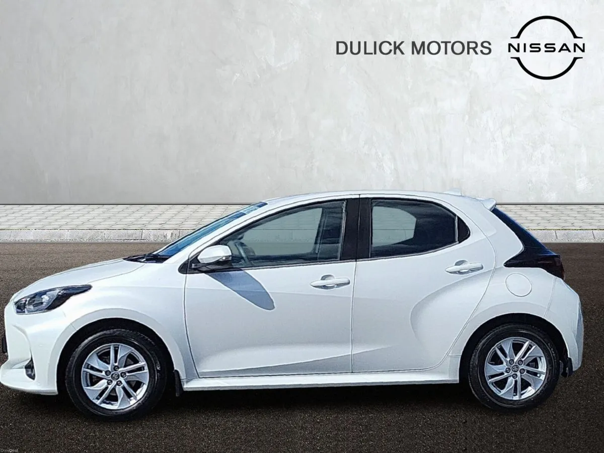 Toyota Yaris 1.0 5Dr Luna - Image 4