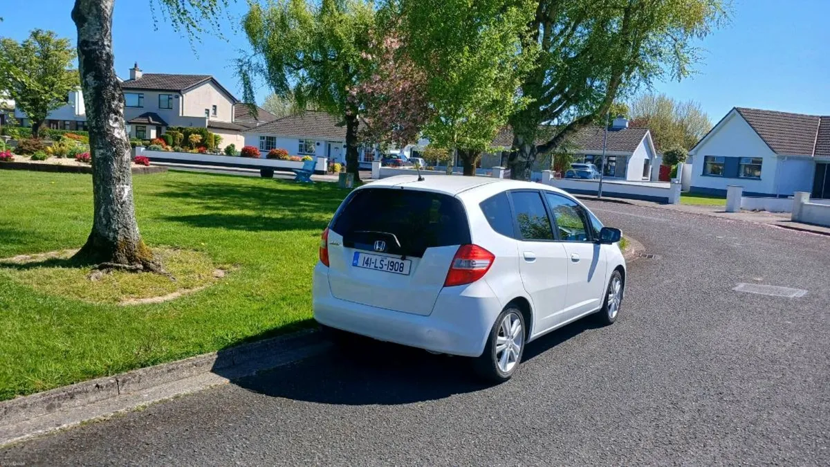 2014 Honda Jazz 1.4 I-VTEC ES+ - Image 6