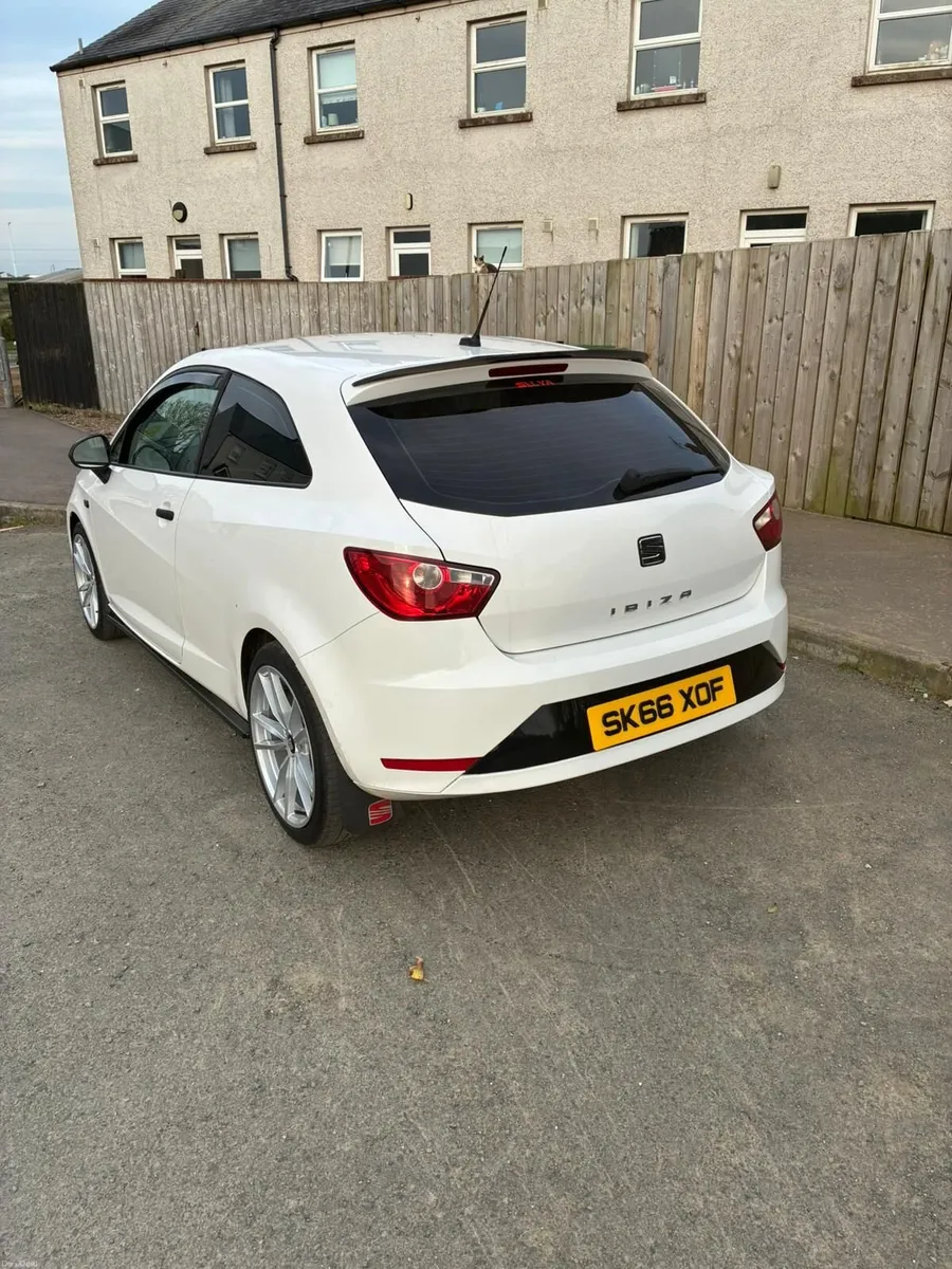 SEAT Ibiza 2016 - Image 4