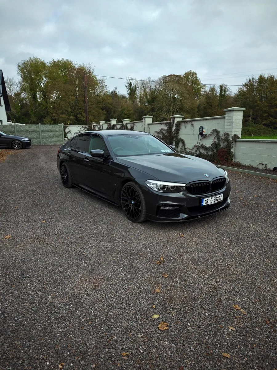 BMW 5-Series 2018 - Image 5