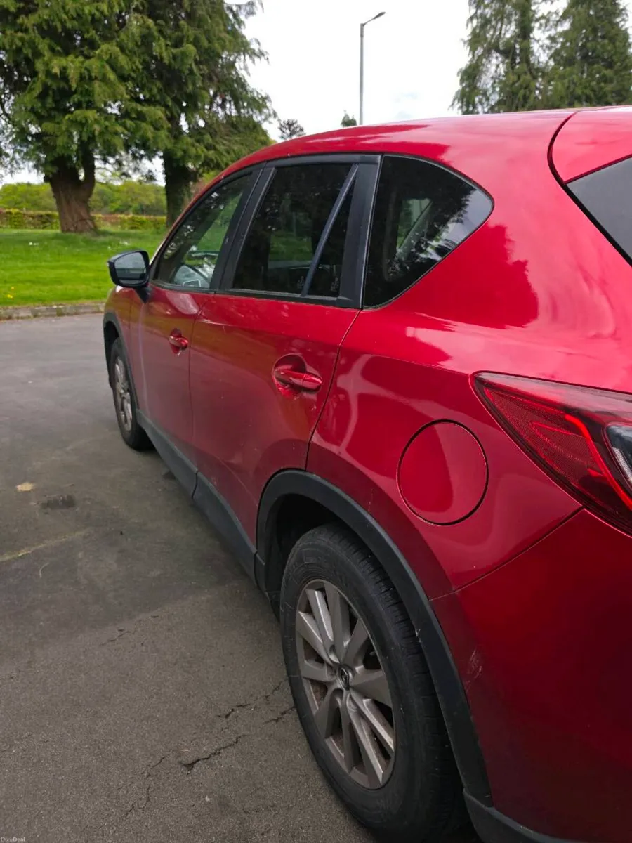 Car - Image 3