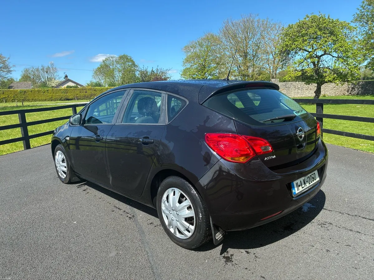 Opel Astra 1.4 Petrol - Image 3