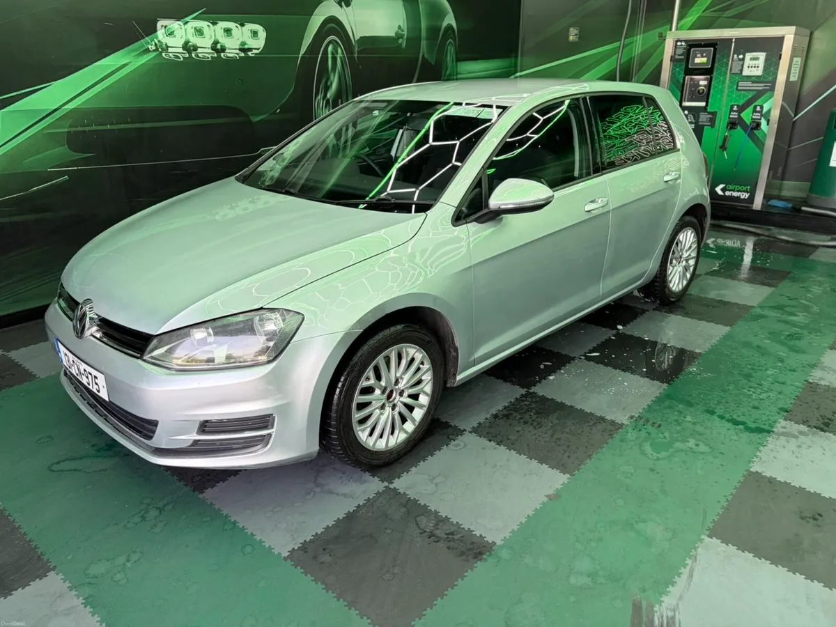 Volkswagen Golf - Image 1