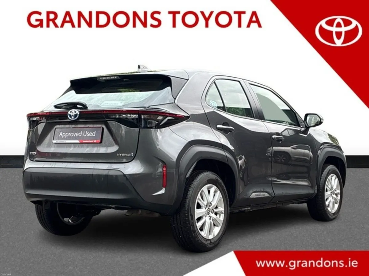 Toyota Yaris Cross YARIS CROSS LUNA - GRANDONS - Image 2