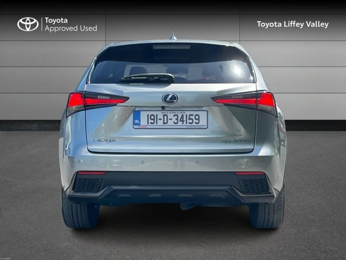 Lexus NX LEXUS NX 300h AWD F-SPORT - Image 4