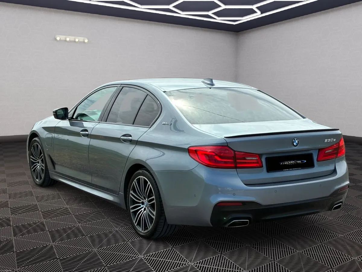 BMW 5-Series M-Sport - Image 5