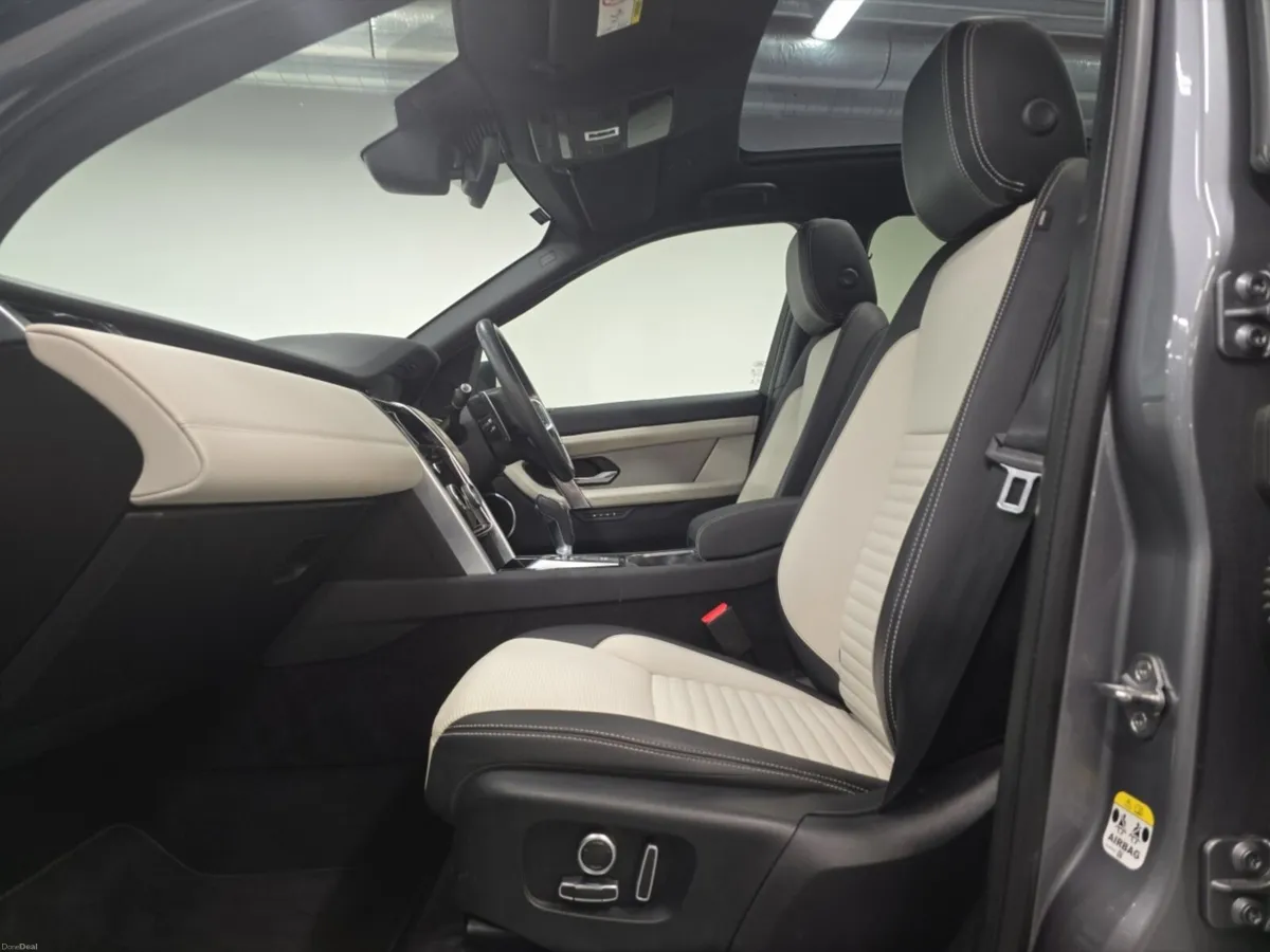 Land Rover Discovery Sport Diesel Sw R-Dynamic SE - Image 3