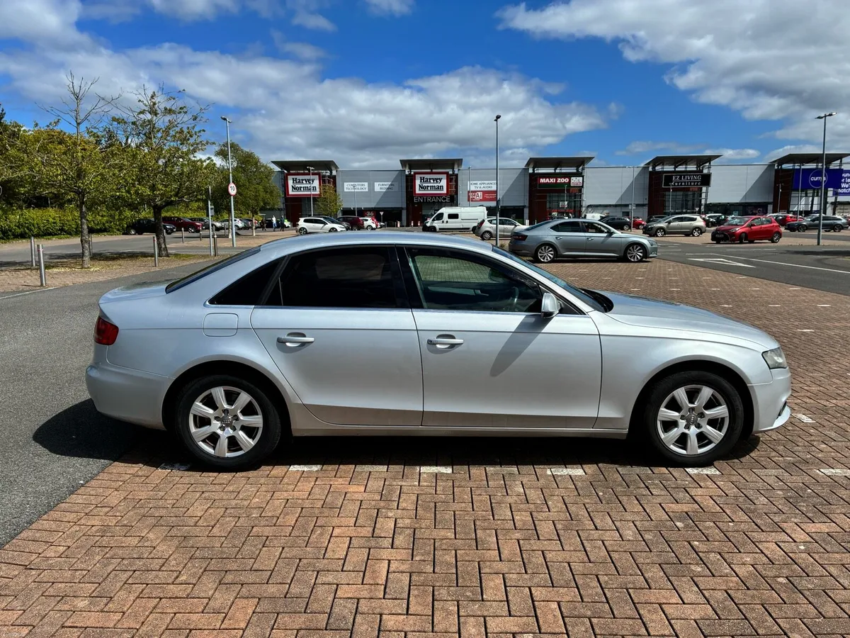 2010 Audi A4 - Image 3