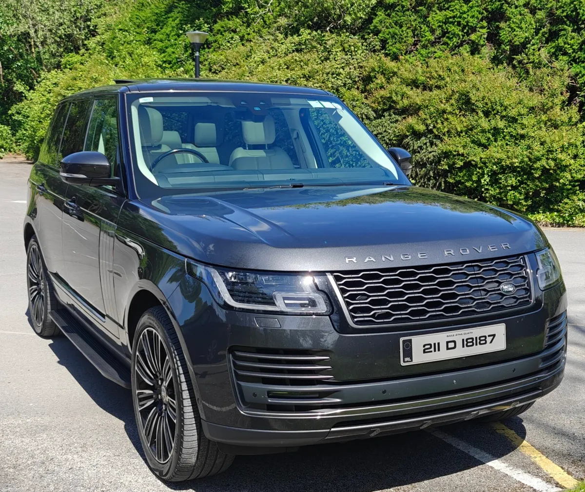 2021 Range Rover Vogue - Luxury Spec | Warranty - Image 1