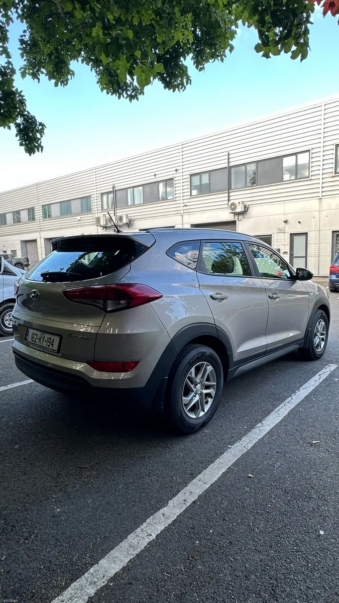 Hyundai Tucson 2016 1.7 diesel 74.5k milese - Image 4