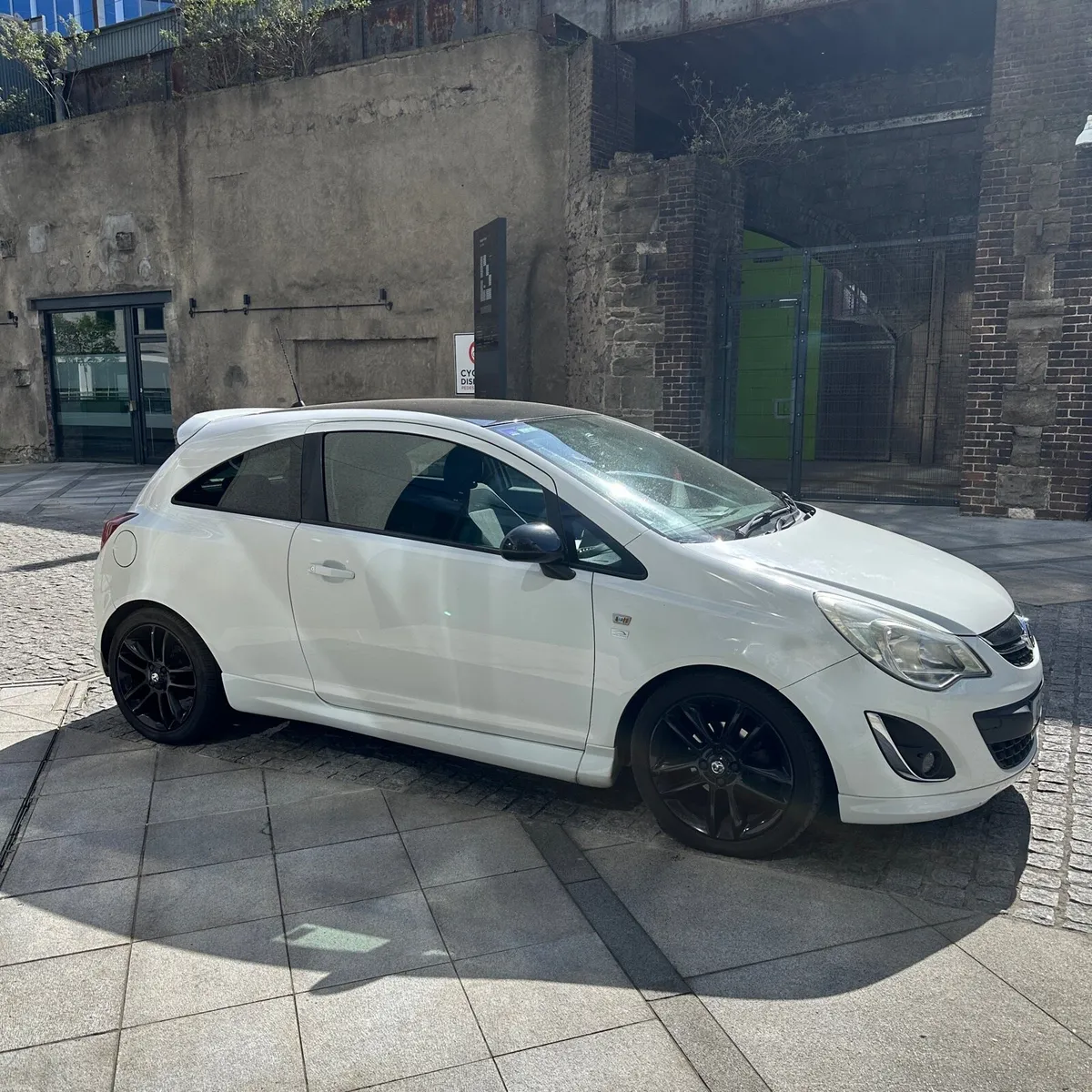 ❤️‍🔥STUNNING 2012 VAUXHALL CORSA• FULLY SERVICED• - Image 2
