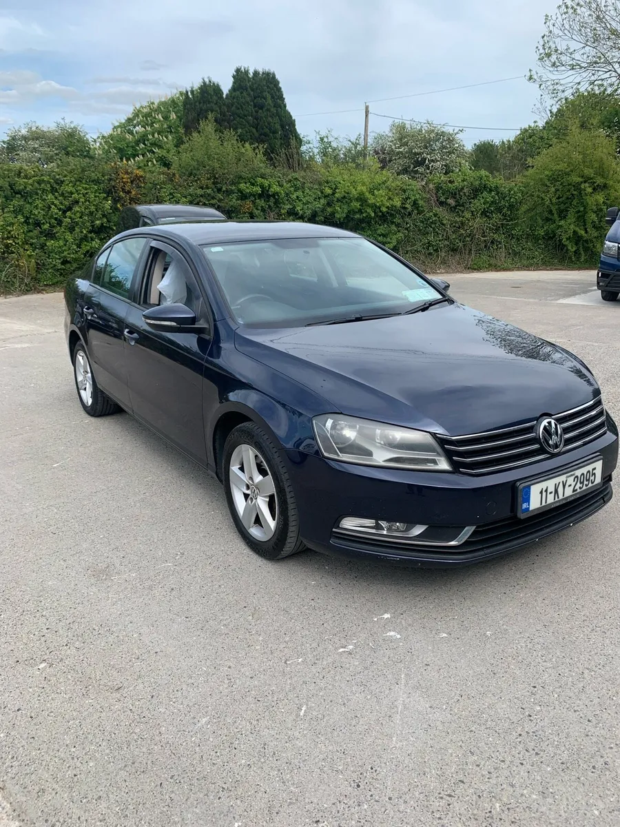 2011 VW Passat - Image 1