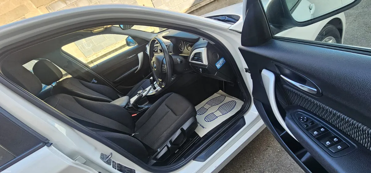 Bmw one series Automatic - Image 5