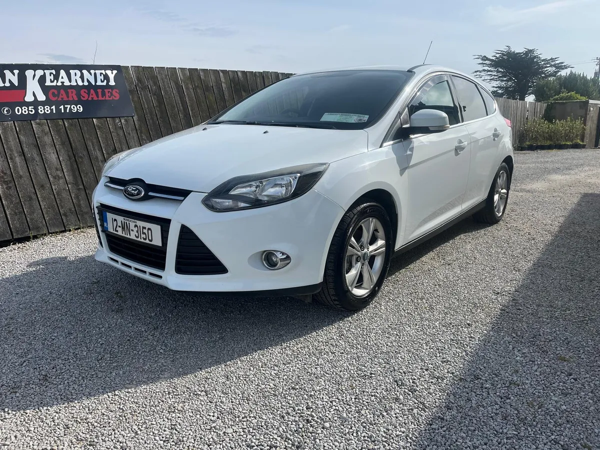 Ford Focus 2012 - Image 1