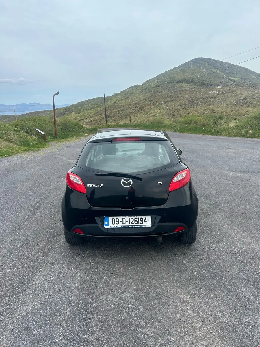 Mazda 2 - Image 4