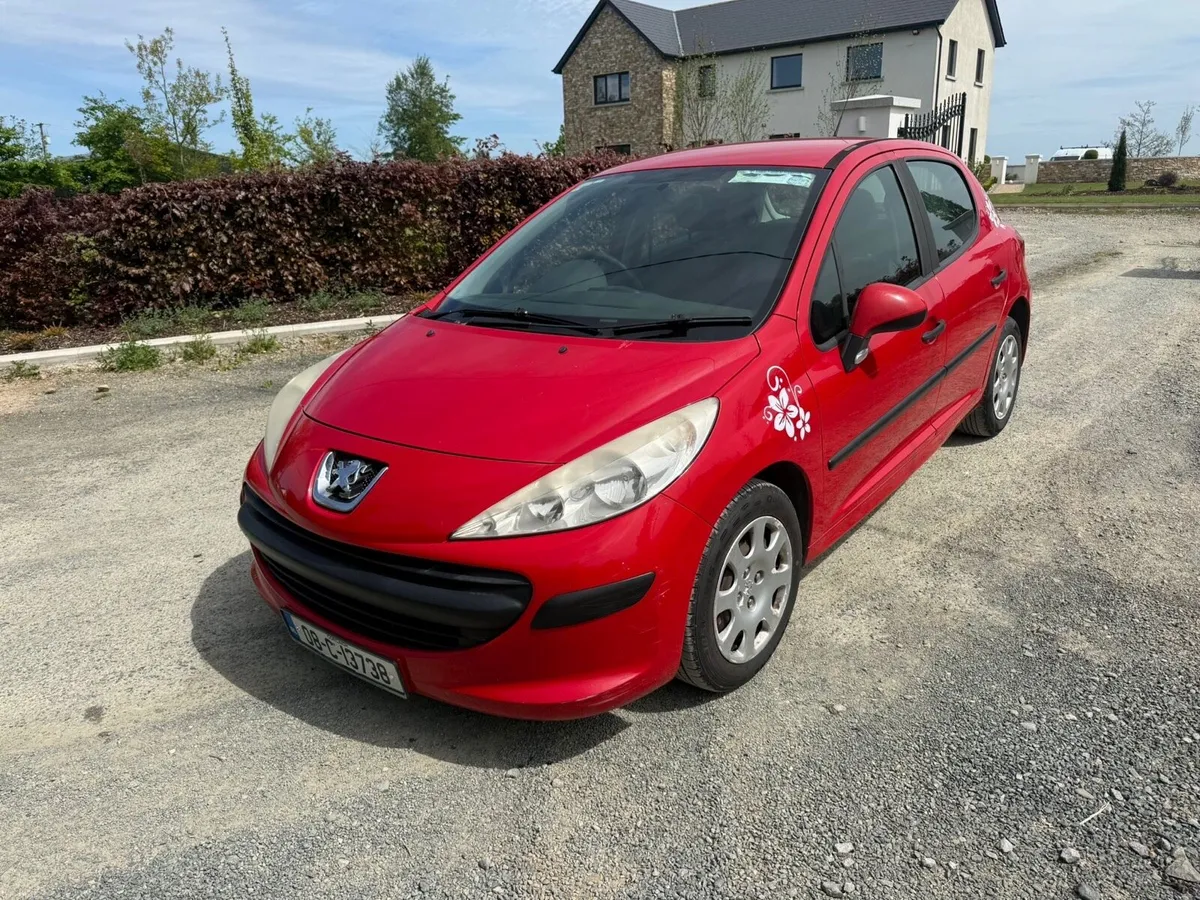 Peugeot 207 1.4 petrol - Image 1