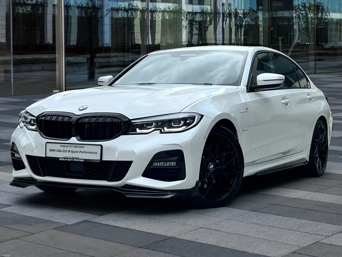 BMW 330e G20 M Sport iPerformance - Image 2