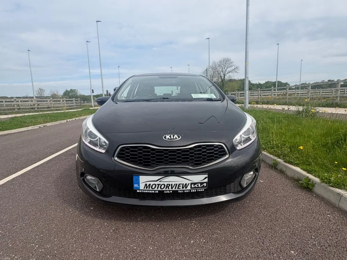 Kia Ceed 1.6D 5DR HATCH - Image 2