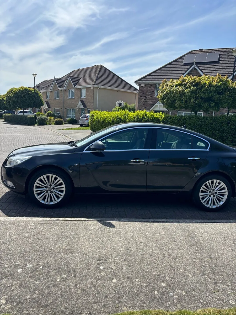 Opel Insigna - Image 1