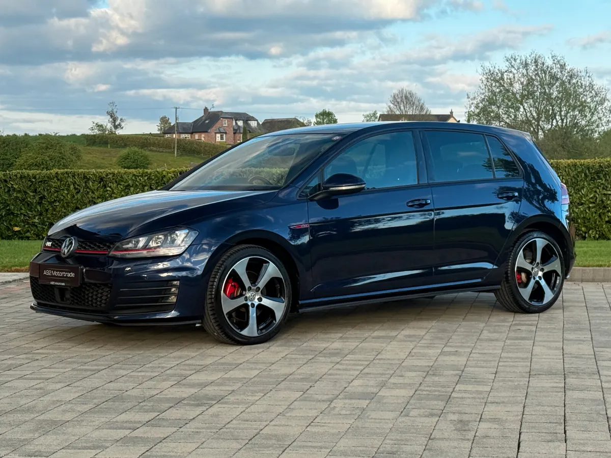 2016 Volkswagen Golf GTI - Image 3